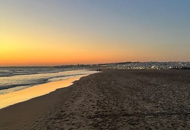 playa de arena nudista