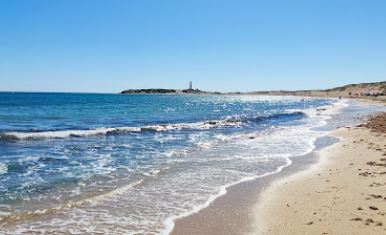 playa de arena nudista