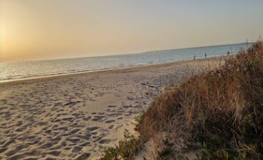 playa de arena nudista