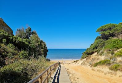 playa de arena nudista